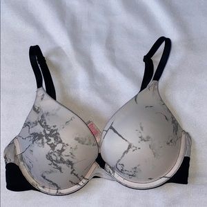 Pink VS Wear Everywhere Push Up Bra